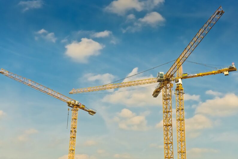 Build Site Cranes 1758459 1280 795x530