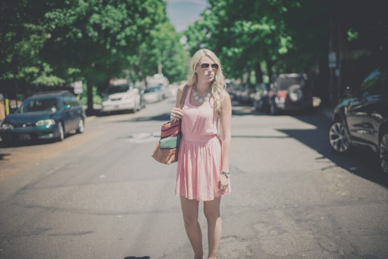 Style in Pink Girl 926331 1920 795x530